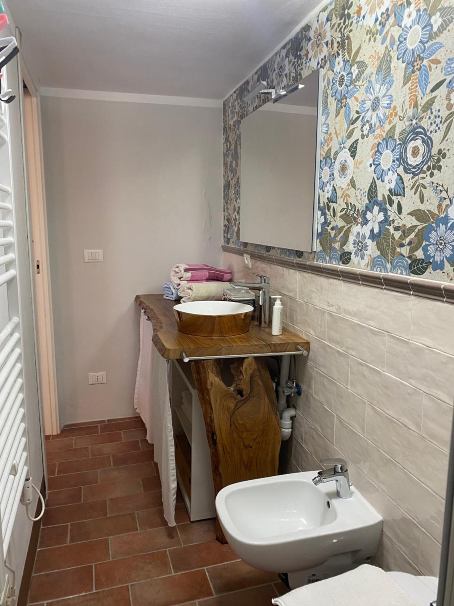 Rivolta Home Buti Buitenkant foto